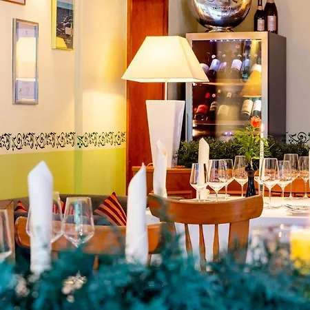 Guest house & Restaurant Lengefelder Warte 3*