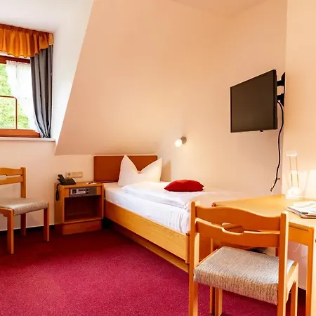 & Restaurant Lengefelder Warte 3* Anrode