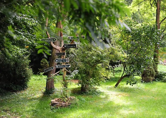 Konukevi & Restaurant Lengefelder Warte 3*